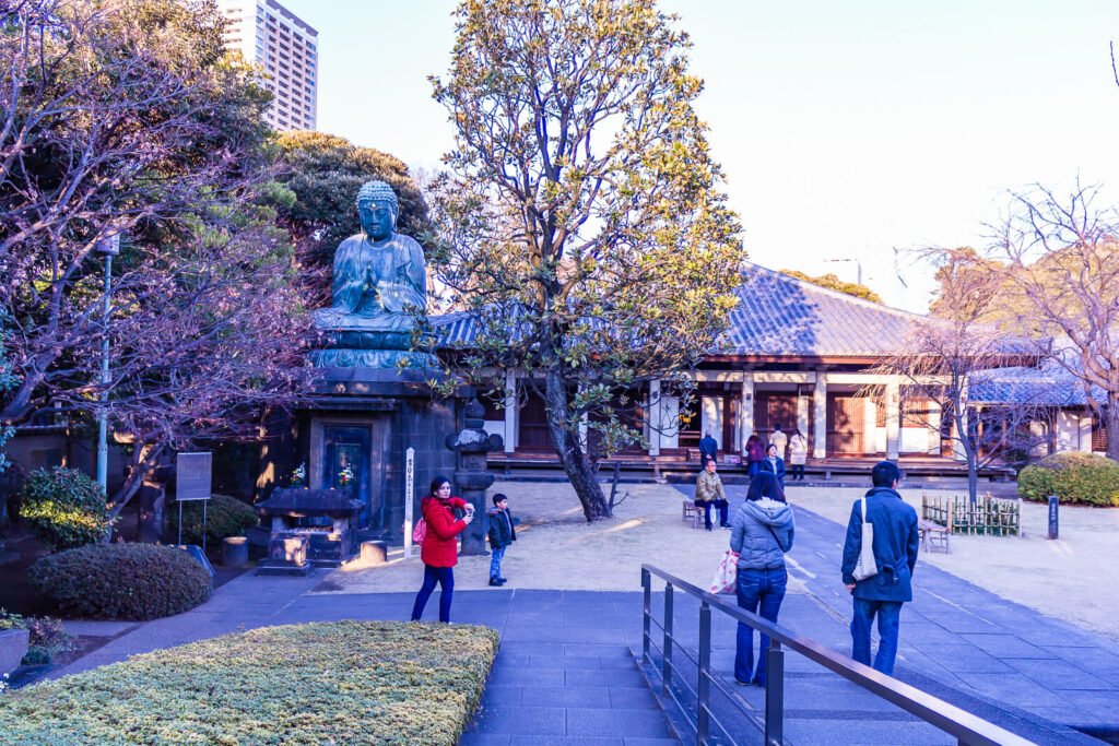 Buddha sculpture Yanaka Tennoji Temple
